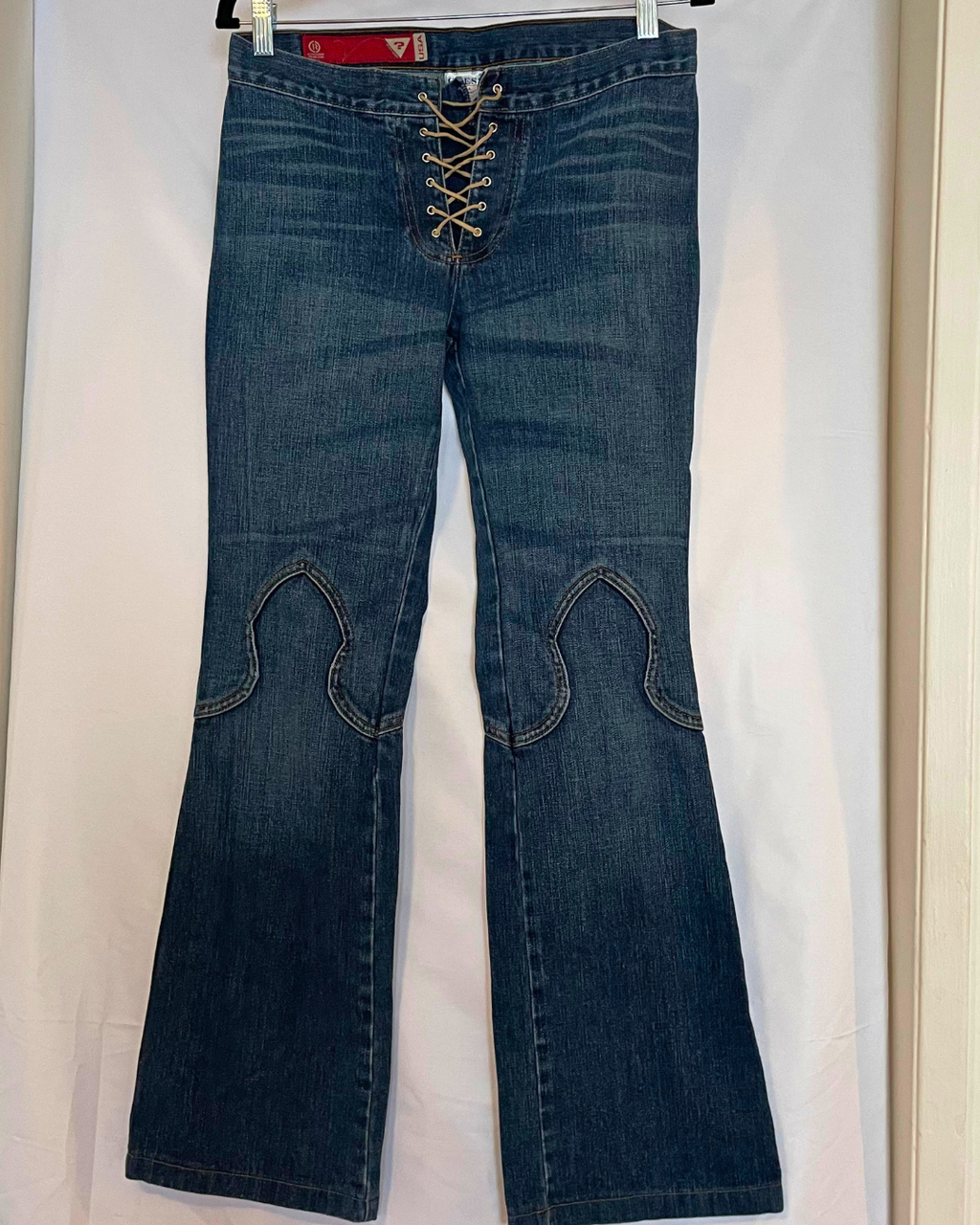 Vintage Guess Lace-Up Flare Jeans – Size 27