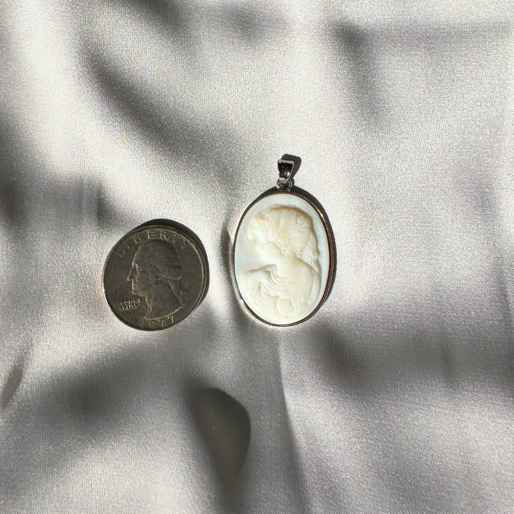 Sterling Silver & Mother of Pearl Cameo Pendant