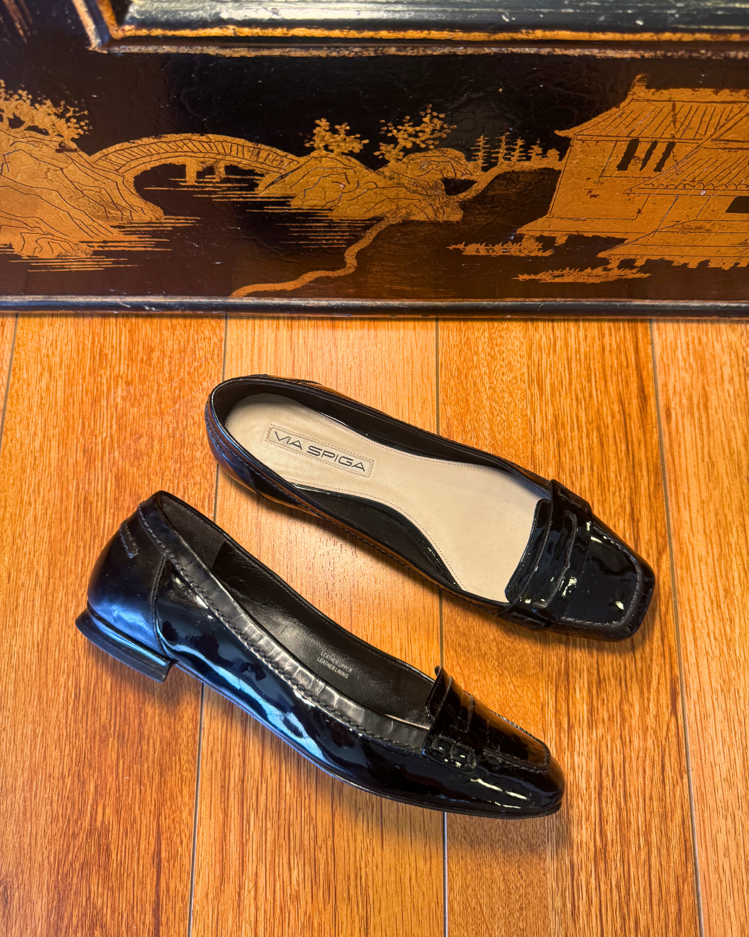 Vintage Via Spiga Black Patent Loafers – Size 6