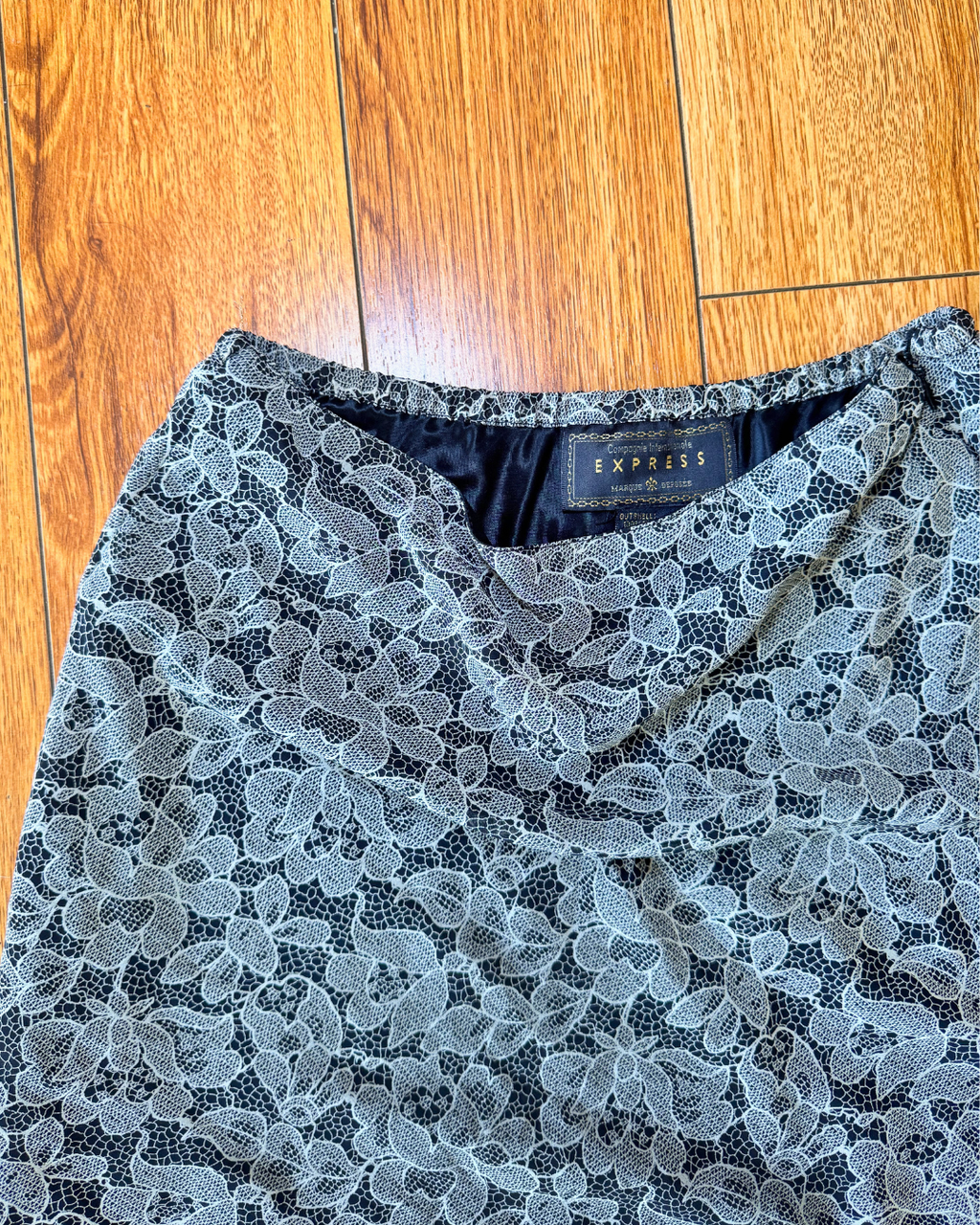 Vintage Express Black & White Floral Skirt - Size S